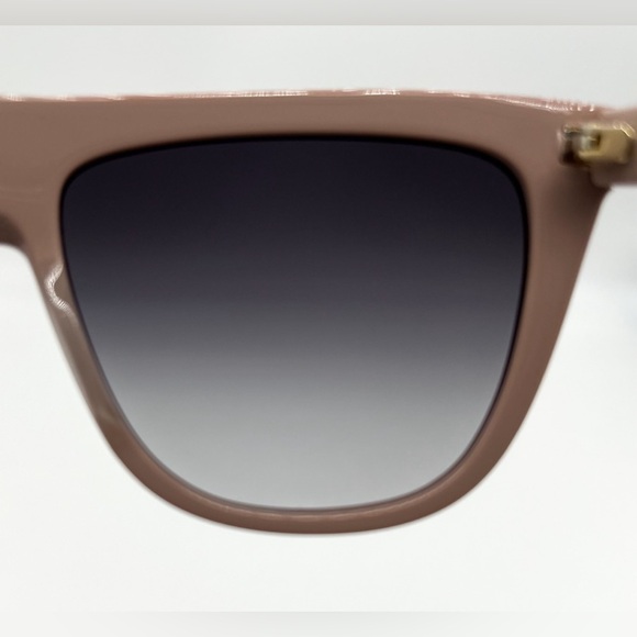 STELLA MCCARTNEY Blush Gold Chain Sunglasses SC0011SA Excellent condition! main image 3